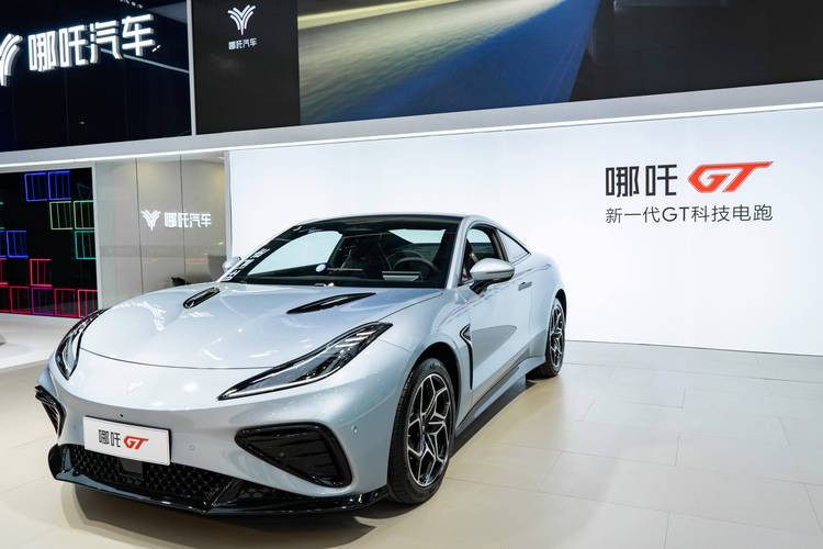 佛山禅城区讯扬优企业管理咨询哪吒汽车在智能汽车领域的表现，领途汽车在新能源汽车市场中的影响力