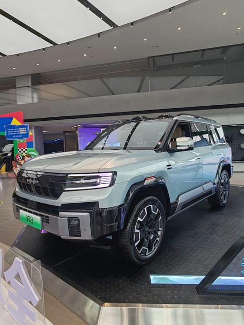 佛山禅城区讯扬优企业管理咨询比亚迪方程豹硬派越野的爆款，英菲尼迪35周年与你共成长